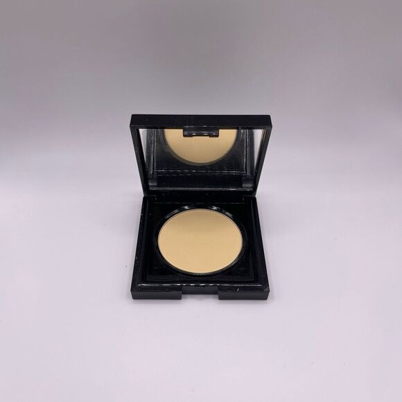 YBF Your Best Friend Neutralizing Face Pressed Powder - Picture 1 of 6
